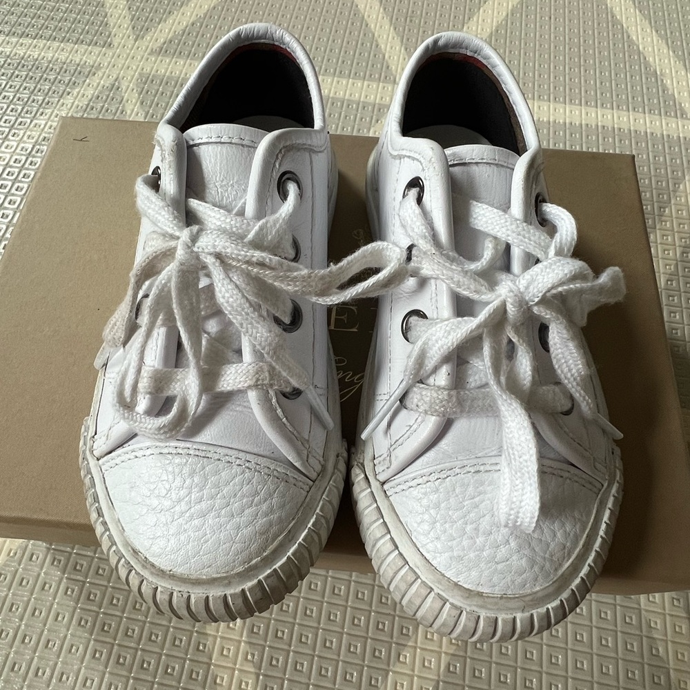 Burberry toddler shoes